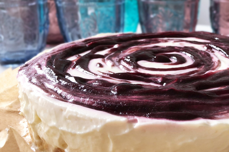 Beeren-Creme-Torte
