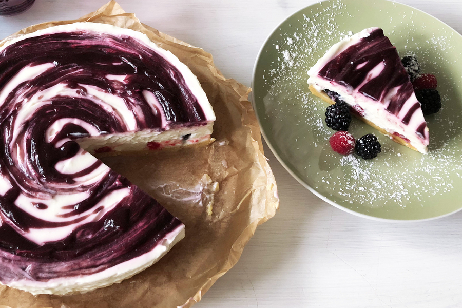 Beeren-Creme-Torte